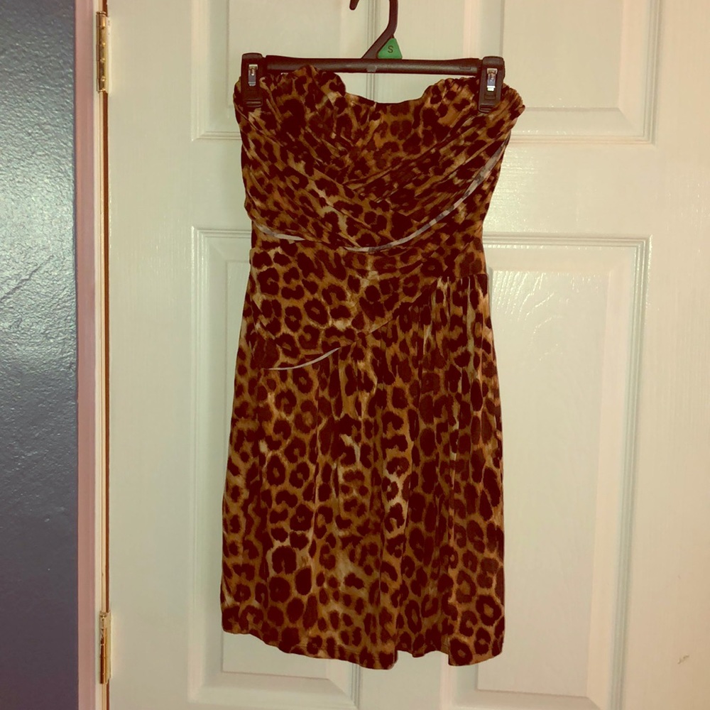 Strapless Leopard print dress